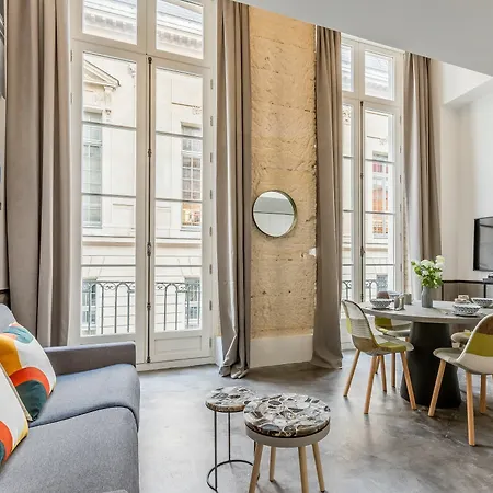 Apartment Edgar Richelieu *